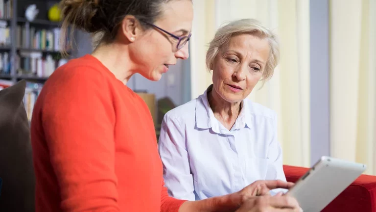 E-health female patient with nurse 1